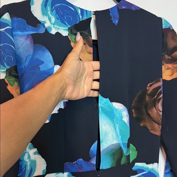 Aritzia Babaton | Multicolor Floral Long Sleeve Maxi Dress -button up back - 0 - Picture 8 of 8